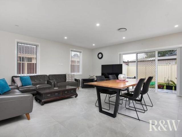 House for rent in St Clair, Sydney