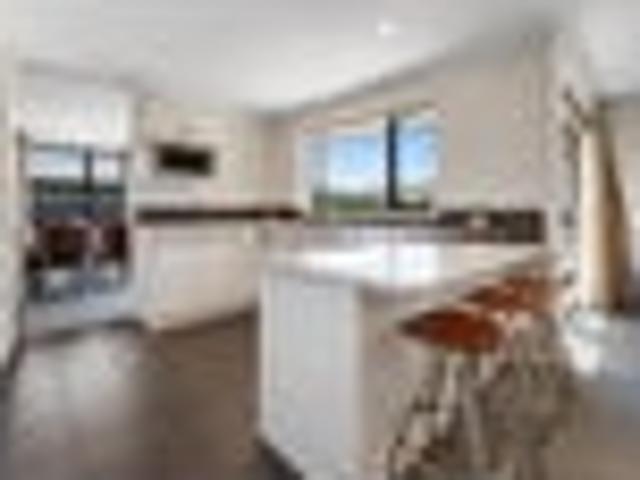 House for sale in Nelson City, Cable Bay