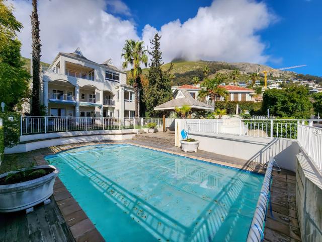 House for rent in Fresnaye, Cape Town