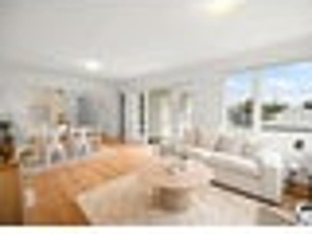 House for sale in Deanwell, Hamilton City