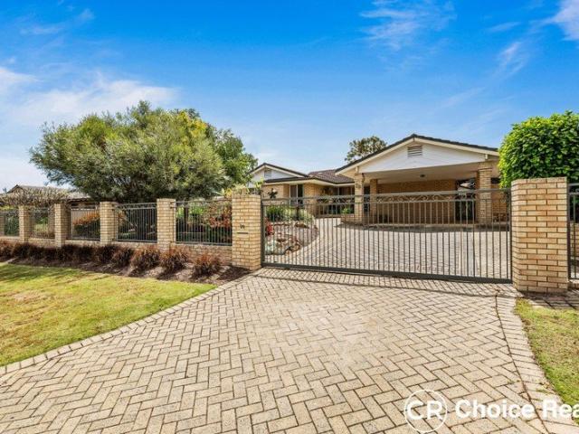 House for sale in Leeming, City of Cockburn