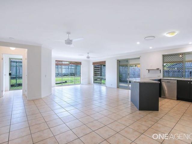 House for rent in Petrie, Greater Brisbane