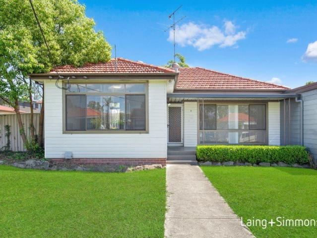 House for rent in Toongabbie, Sydney