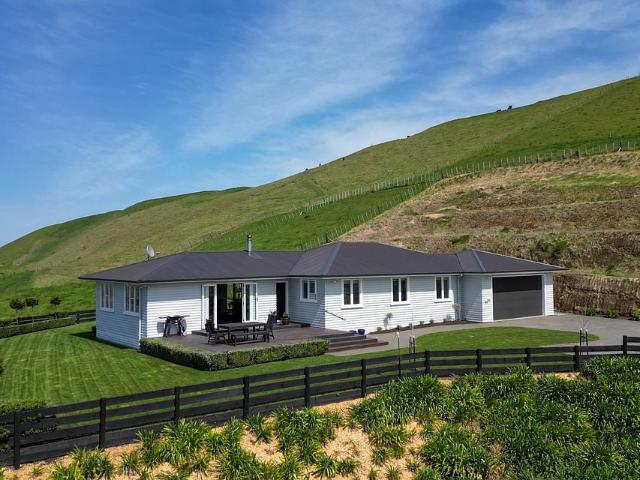 House for rent in Te Hauke