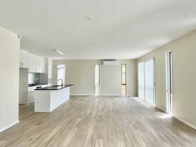 House for rent in Owhata