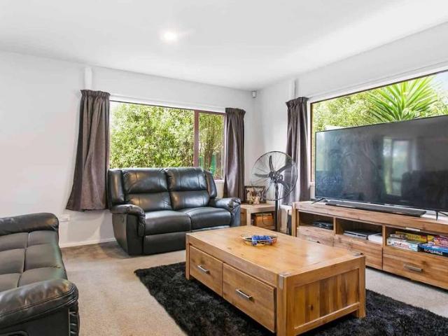 House for rent in Manurewa, Oroua County