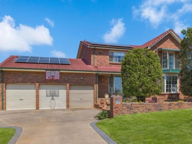 House for sale in Banora Point, New South Wales