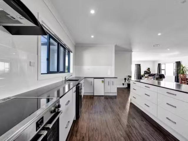 House for sale in Taranaki