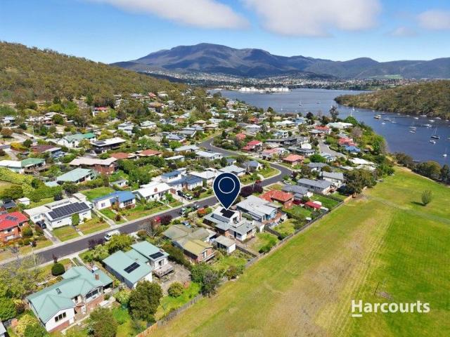 House for sale in Geilston Bay, Tasmania