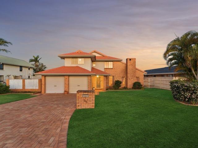 House for sale in Eight Mile Plains, Greater Brisbane