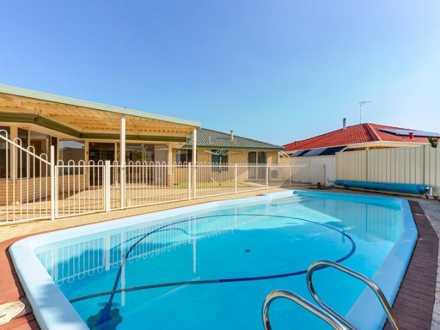 House for sale in Waikiki, Western Australia