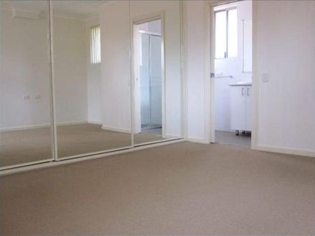 Townhouse for rent in Woodpark, Sydney