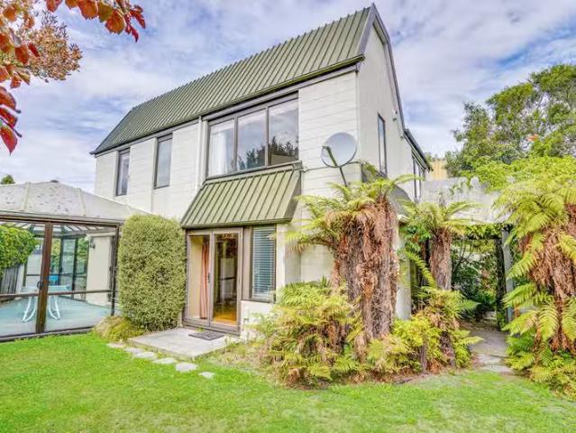 House for rent in Chaslands, Canterbury