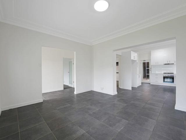 House for rent in Fairy Meadow, Wollongong City Council