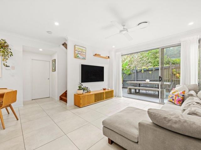 Townhouse for sale in Toombul, Queensland