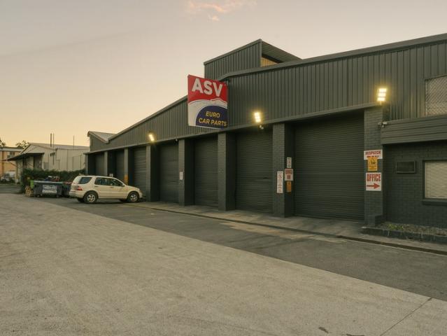 Warehouse for sale in Toombul, Queensland