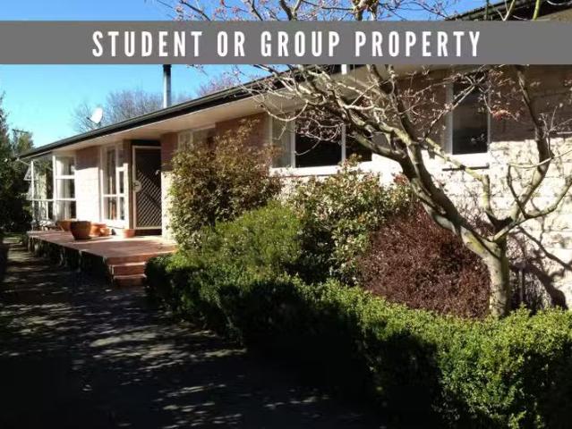 House for rent in Chaslands, Canterbury