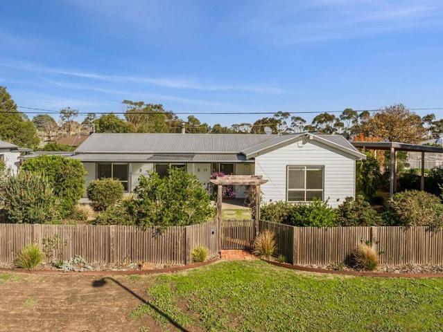House for sale in Winchelsea, Victoria
