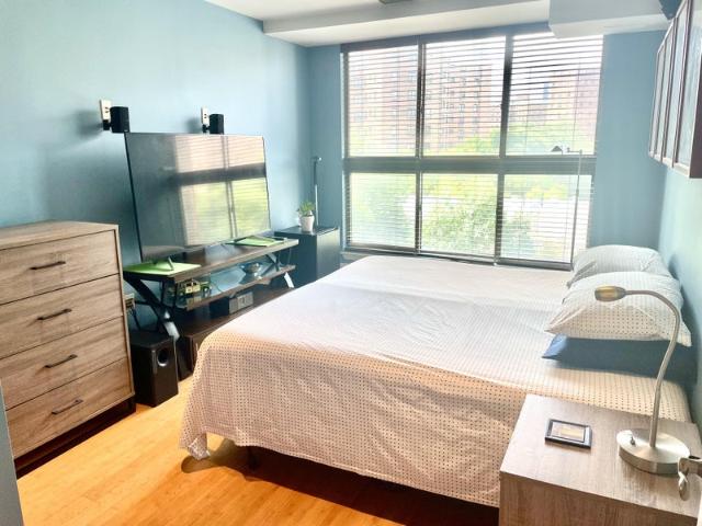Room for rent in Arverne, New York