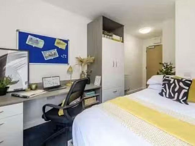 House for rent in Haymarket, Scotland