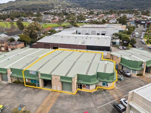 Warehouse for rent in Wollongong West, New South Wales