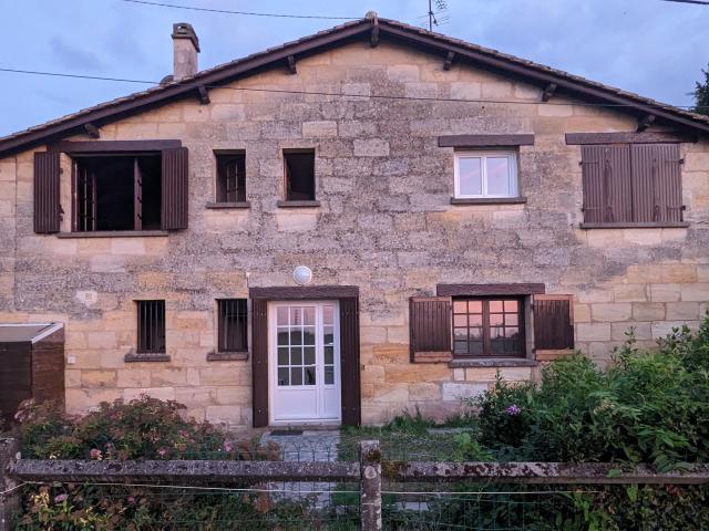 Maison location à Blaye, Salignac