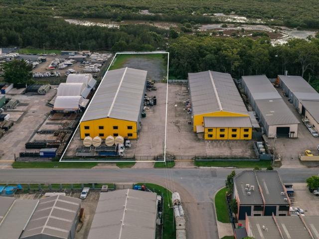 Warehouse for rent in Toombul, Queensland