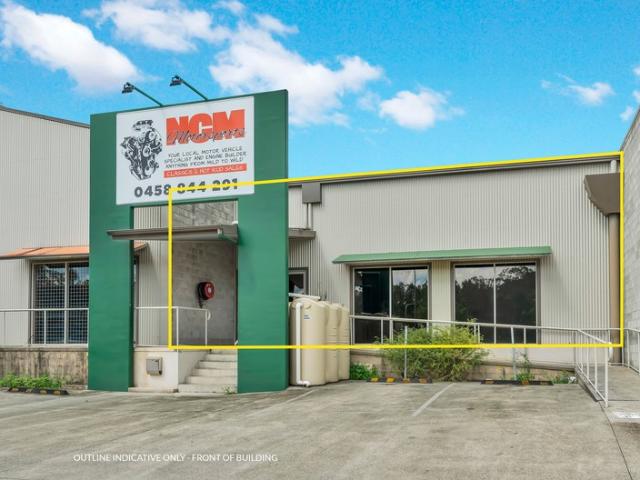 Warehouse for rent in Glanmire, Queensland