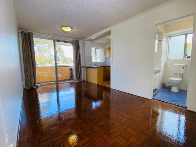 Granny Flat for rent in Sydney, New South Wales