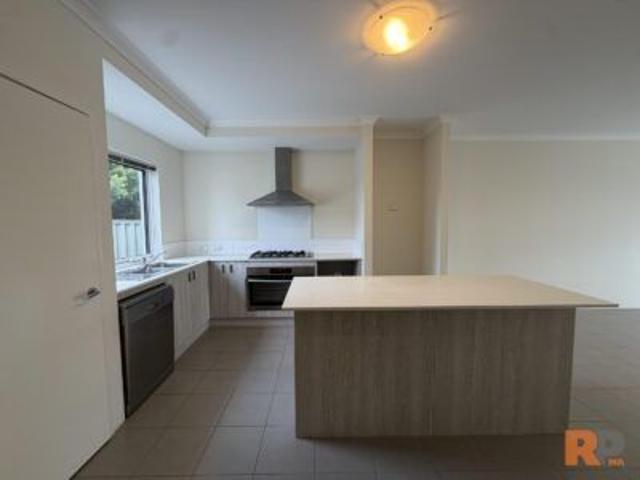 House for rent in Piara Waters, Western Australia