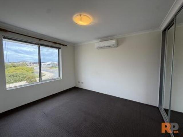 House for rent in Piara Waters, Western Australia