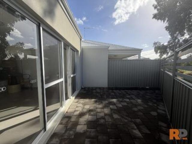 House for rent in Piara Waters, Western Australia