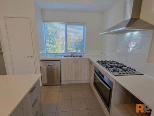 House for rent in Piara Waters, Western Australia