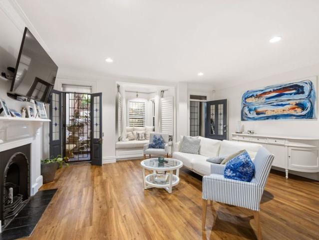 Apartment for rent in Potts Point, Sydney