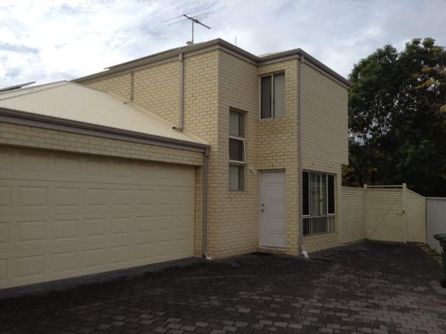 Townhouse for rent in Bentley, Western Australia