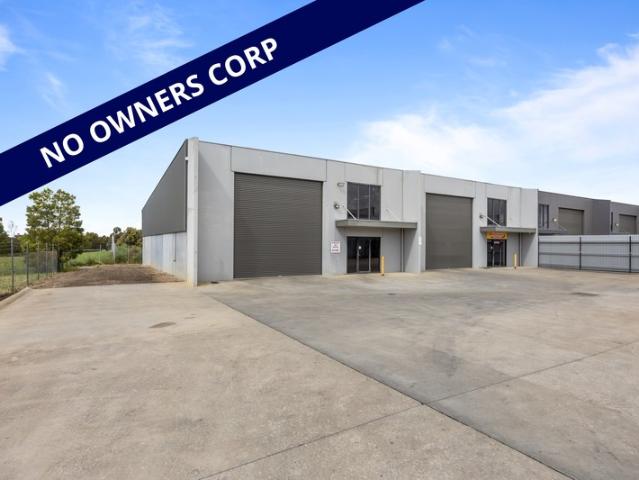 Warehouse for rent in Ballarat, Victoria
