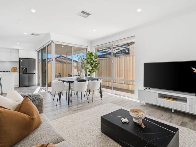 Townhouse for rent in Nollamara, City of Stirling