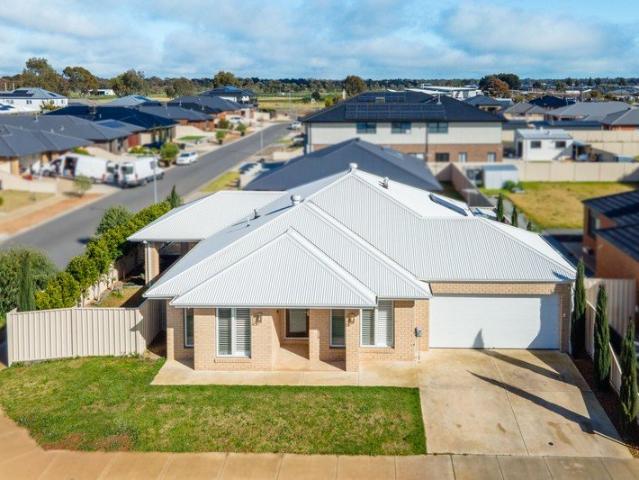 House for sale in Kialla, Victoria