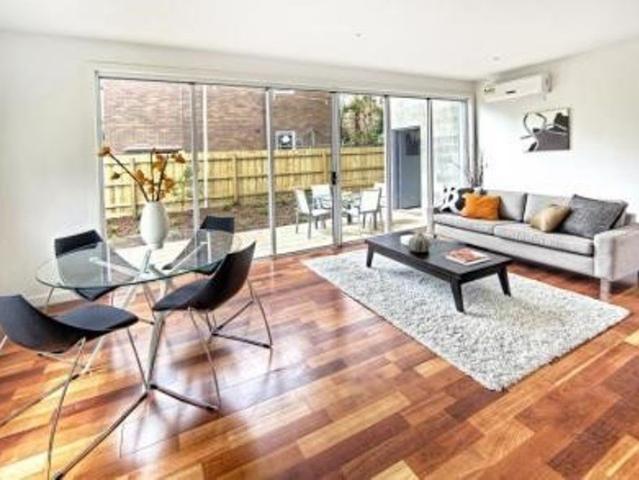 Townhouse for rent in Camerons Creek, Victoria