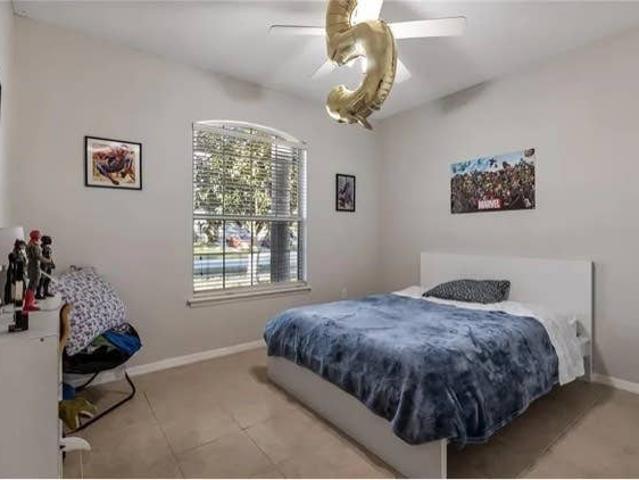 Room for rent in Florida