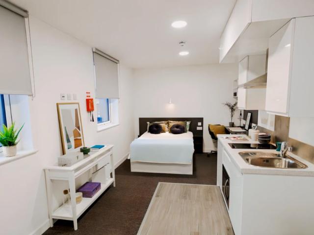 Studio for rent in Barracks, Canterbury