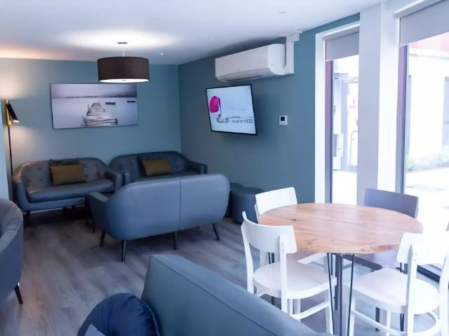 Studio for rent in Barracks, The Bridge