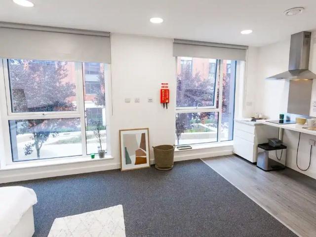 Studio for rent in Barracks, Canterbury