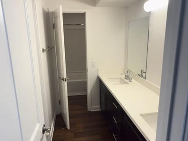 Room for rent in Los Altos, Long Beach
