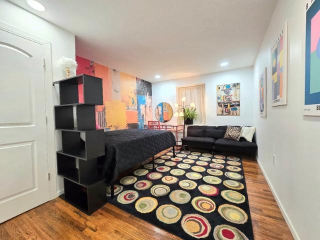 Room for rent in Arverne, New York