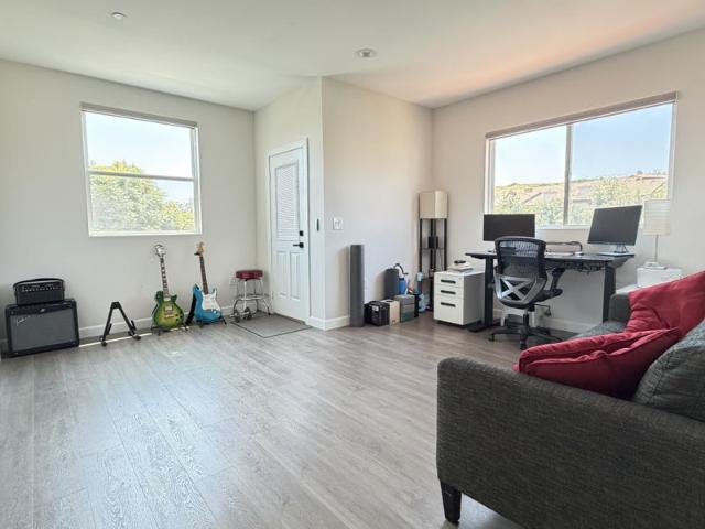 Room for rent in Newbury Park, California