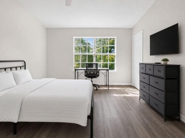 Room for rent in Florida