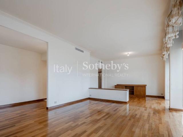 Appartamento in affitto a Municipio 1, Milano