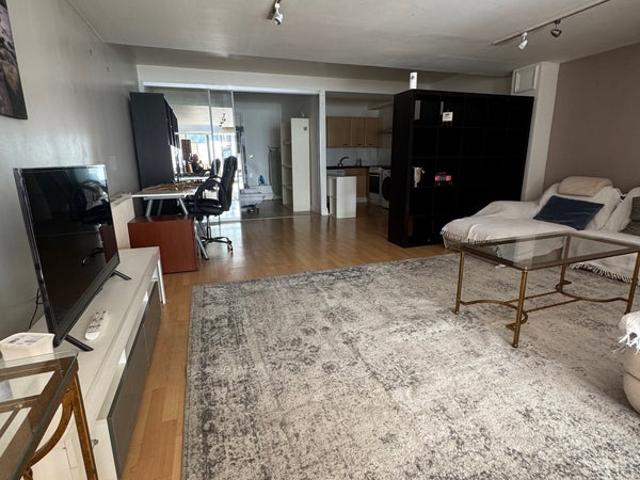 Apartment for rent in Plantation Wharf, Greater London
