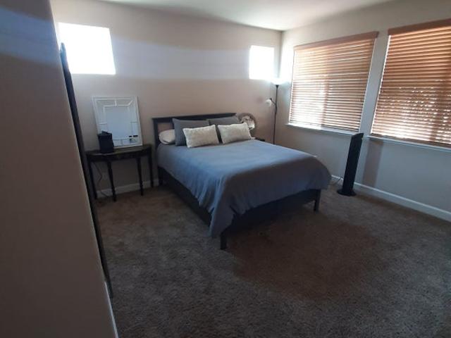 Room for rent in Solano, California